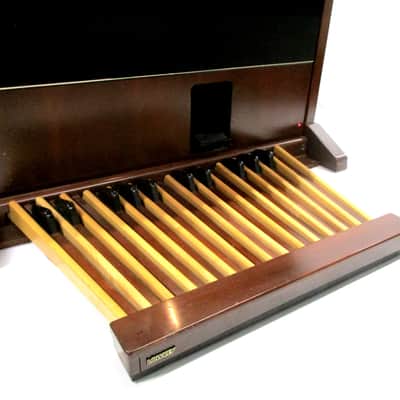 Lowrey Organ Celebration Deluxe (LX600) image 9