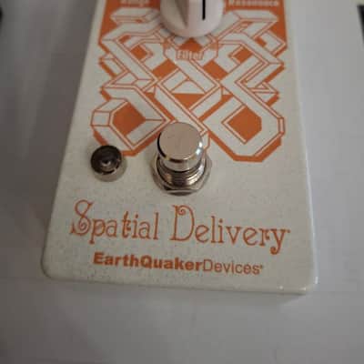 Immagine EarthQuaker Devices Spatial Delivery Sample & Hold Envelope Filter V2 2017 - Present - Various - 3