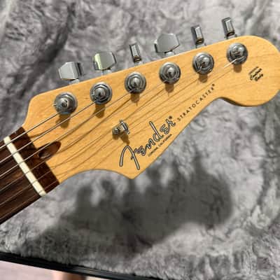 Fender American Professional Stratocaster 2018 - 3 color Sunburst image 5