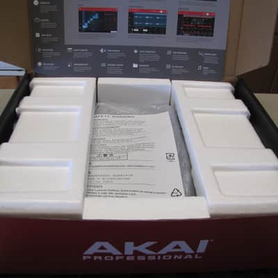 Akai MPC One Standalone Sampler and MIDI Sequencer-One Owner image 15