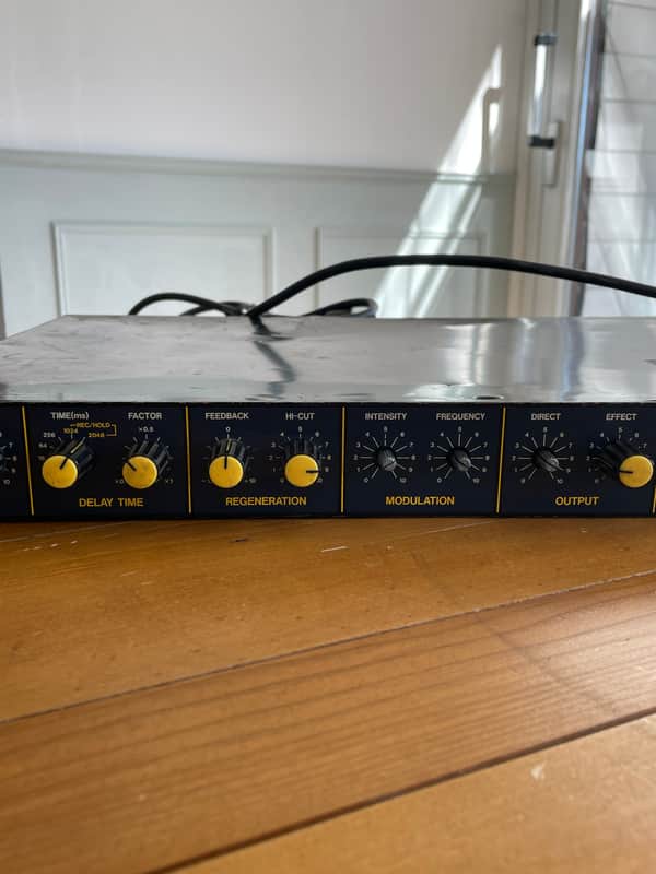 Korg SDD-1000 - 80s Vintage Digital Delay Rack Unit 230V - Chorus