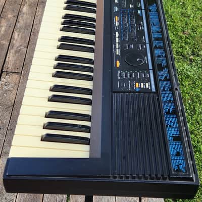 Roland E30 Intelligent Synthesizer 1988 Italy image 3