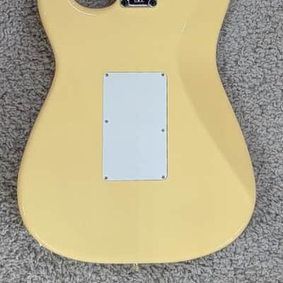 Charvel Pro-Mod So-Cal Style 1 HH FR M, Maple Neck, Vintage White Guitar image 2
