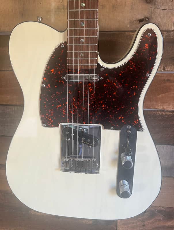 Fender Telecaster Deluxe 1999 - White