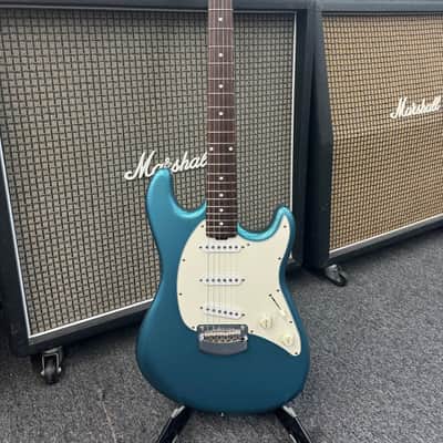 Ernie Ball Music Man Cutlass Tremolo with Rosewood Neck 2016 - Vintage Turquoise image 4