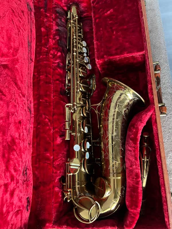 Martin Committee III Alto Saxophone  1954 - Gold image 1