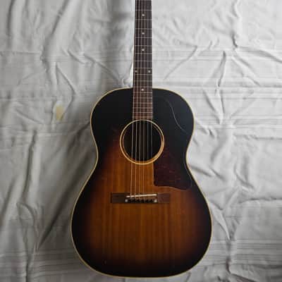 Gibson LG-2 1957 - Lacquer image 1