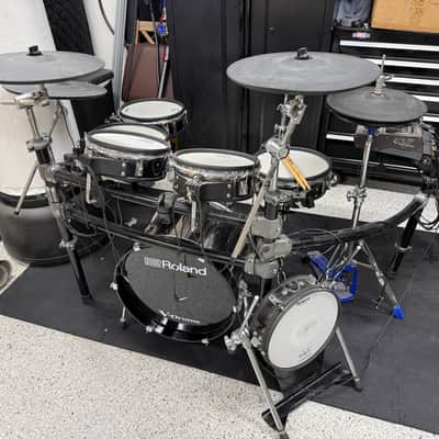 Roland TD-20 Drum Kit w/extras & upgrades