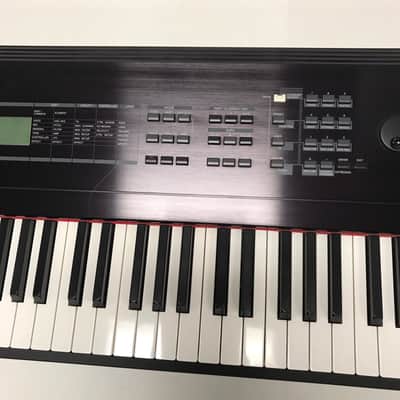 Yamaha S08 88 Key Programmable Synthesizer Keyboard & Kaces III Wheeled Gig Bag image 9