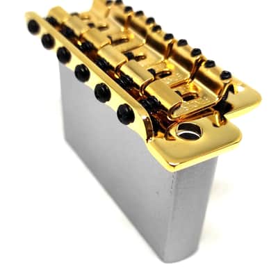 Fender® Vintage style strat bridge assembly Gold 005-3275-000 image 4
