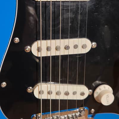Fender 2024 MIJ Limited International Color Stratocaster Maui Blue w/ Aftermarket HSC image 6