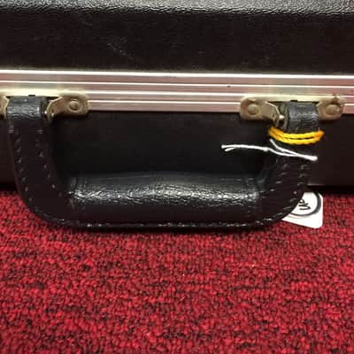 Peavey Axcelerator 6 string w/case image 18