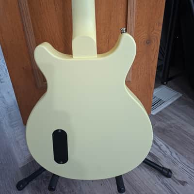 Vintage V130 - 6.8 lbs-with Vintage gig bag image 6