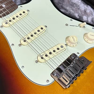 Fender American Ultra Stratocaster USA Electric Guitar 2024 - Ultraburst image 12