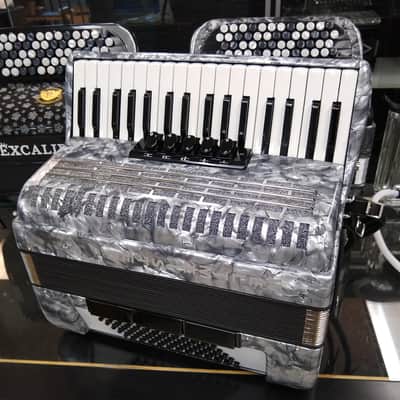 Weltmeister Achat Piano Accordion 72 Bass image 3
