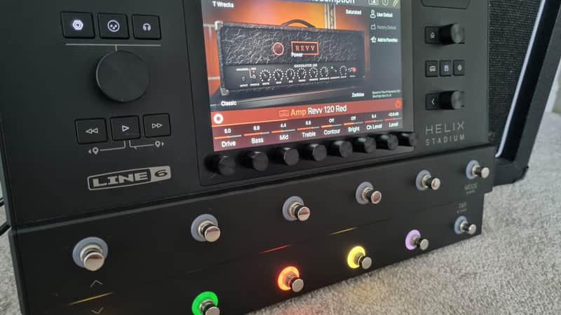 Line 6 Helix Stadium Floor - Boxed & Pristine image 1