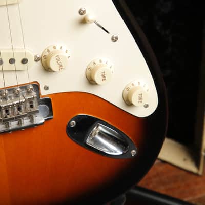 Fender Eric Johnson Signature Stratocaster Thinline Electric Guitar 2018 Pre-Owned image 6