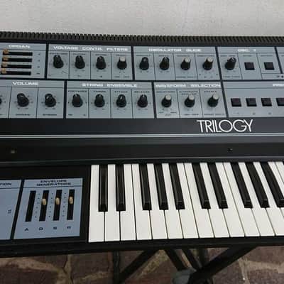 Immagine CRUMAR TRILOGY Vintage Analog Italian Synth and String Machine RARE - 3