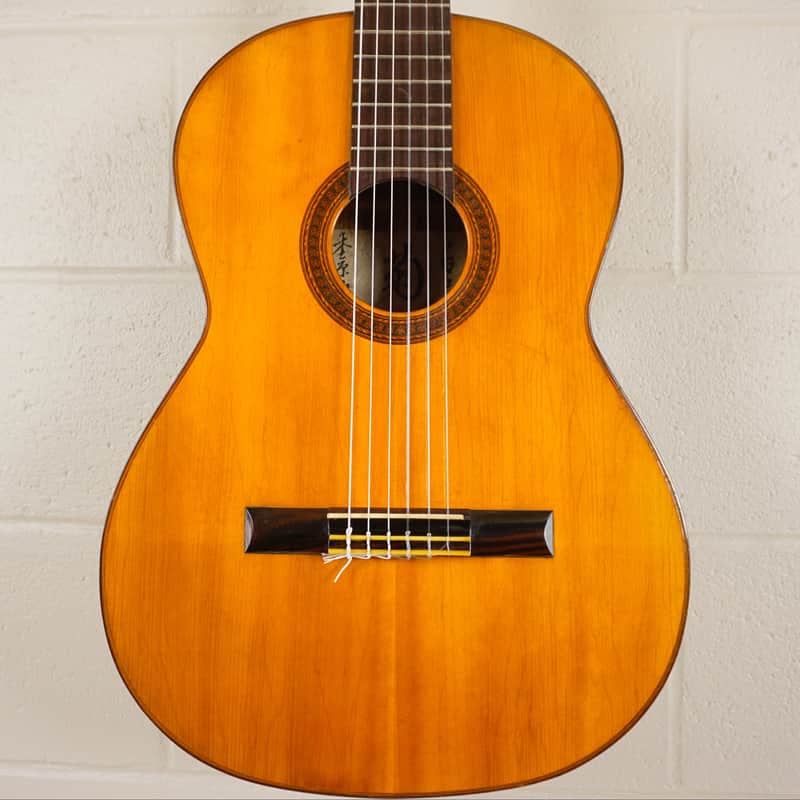 Vintage Yoshino Tokyo Kiku Handcrafted Classical Guitar Toku Ichi-Go MIJ