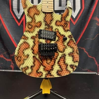 B.C. RICH USA GUNSLINGER SNAKESKIN W/Case image 2