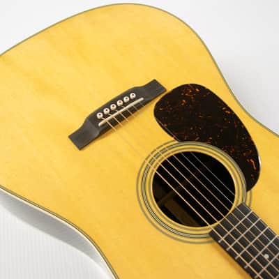 Martin D-28L Acoustic Guitar - Natural image 5