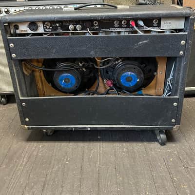 Fender Vibrolux Reverb 2-Channel 35-Watt 2x10" Guitar Combo 1970 - 1980 - Silverface image 3