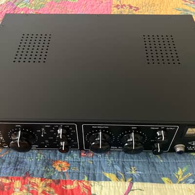 Universal Audio LA-610 MkII Tube Channel Strip + Bonus 2 Mogami Gold XLR Cables image 3