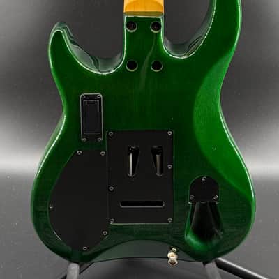 Brian Moore i9.13 Guitar - Quilt Transparent Green 2003 image 3