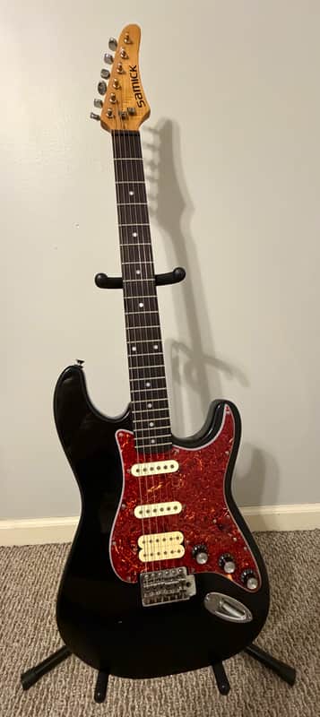 Samick Strat-Style electric guitar 1995 - black image 1