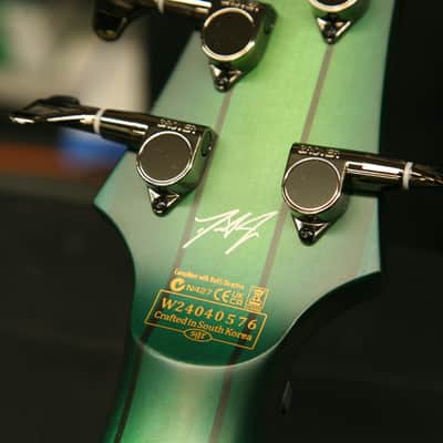 Schecter Daniel Firth Signature Hellraiser Extreme-5 - 2024 - Cthulhu Burst Satin image 3