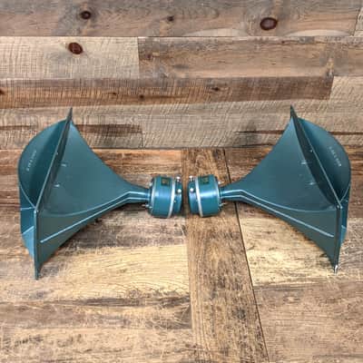 Pair of Altec Lansing H 811B Horns With 806A Drivers image 2