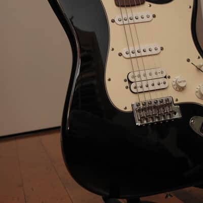 Fender Standard Stratocaster HSS, MIM Fat Strat 2004/2005 Black image 11
