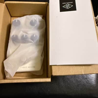 Universal Audio Evermore Studio Reverb 2023 - Present - Cream image 6