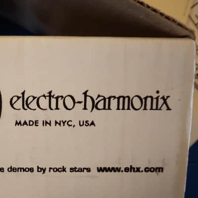 Electro-Harmonix Stereo Pulsar Analog Tremolo image 8