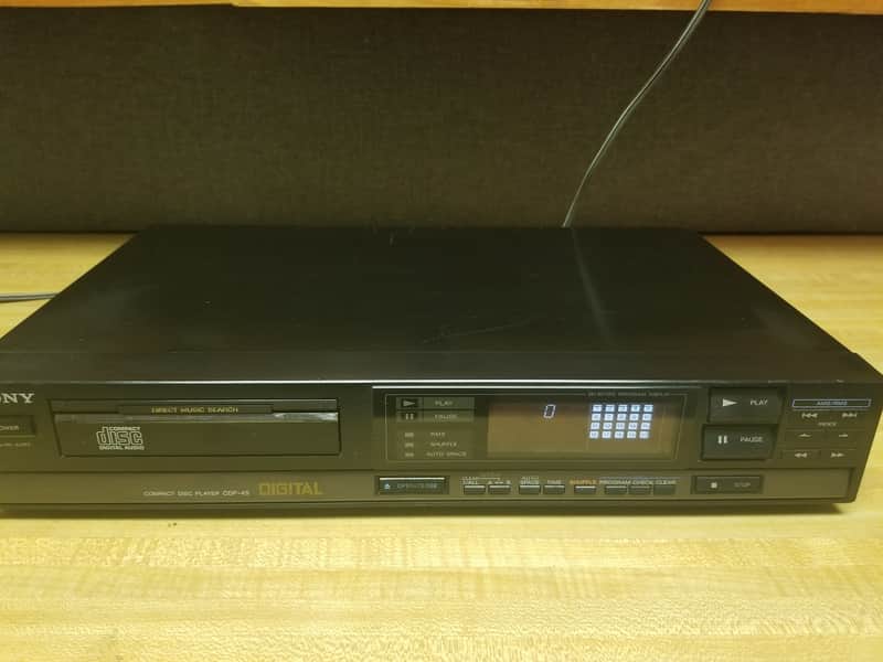 Very Rare Sony CDP-45 CD Player. Made In Japan. 1986. image 1