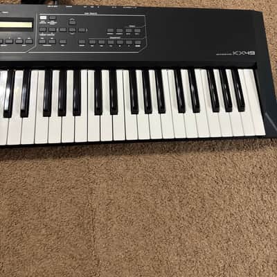 Yamaha  KX49 MIDI controller keyboard image 4