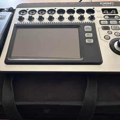 QSC TouchMix-8 Touch Screen Compact Digital Mixer incl case and 19" rack mount image 8
