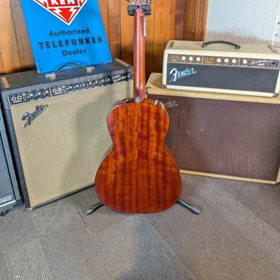 Eastman E1OOSS Deluxe Slope Shoulder Acoustic/Electric Guitar w/Gig Bag - Sunburst (Serial #M2601767) image 2