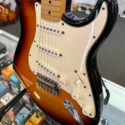 Fender Stratocaster MIM, Brown Sunburst - Pre Owned image 5