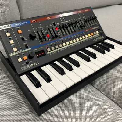 Roland JU-06A *MINT* Bild 1