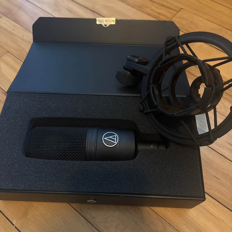 Audio-Technica AT4040 Large Diaphragm Cardioid Condenser Microphone 2010s - Black image 1