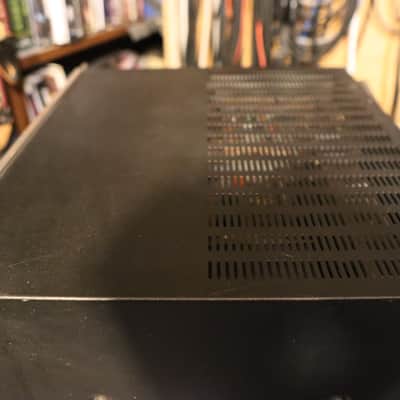 Marantz Model 1530 30-Watt Stereo Receiver 1978 - 1980 image 9