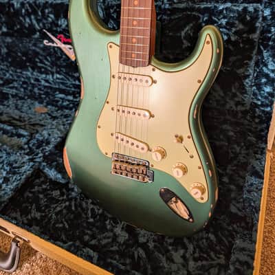 Fender Custom Shop '63 Reissue Stratocaster Relic Aged Sherwood Green Metallic image 4