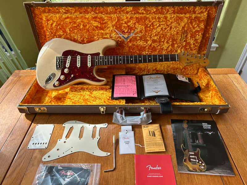 Fender Custom Shop LMT Stratocaster Super Faded Shell Pink Relic image 1