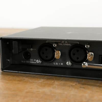 Sennheiser SR 300 IEM G2 Wireless Transmitter 518-554 MHz (NO PSU) CG011WJ image 6