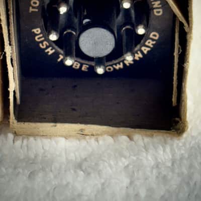 NOS Ken-Rad 12C8 Vacuum Tube set of (4) Circa-1960s-Glass image 5
