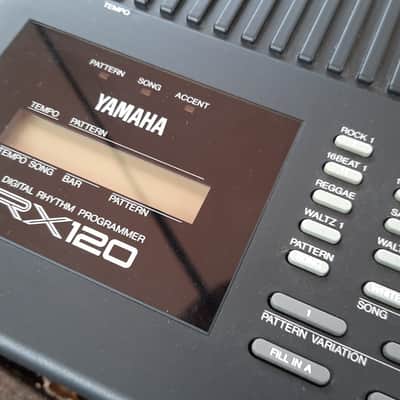 Yamaha RX120 Drum Machine (with orig. box/psu) imagen 2