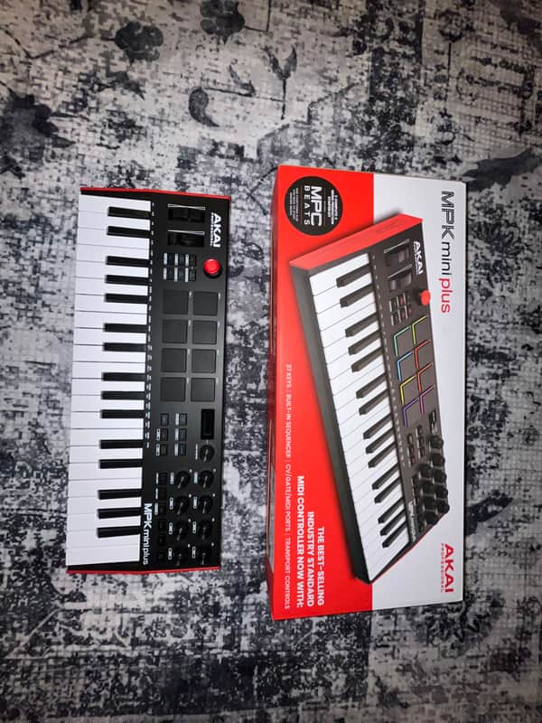 Akai MPK Mini Plus 37-Key MIDI Controller 2022 - Present - Black image 1