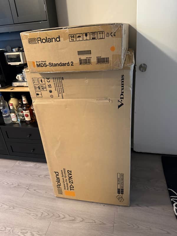 Roland TD-27KV2 V-Drum Kit with Mesh Pads 2022 - Present - Black image 1