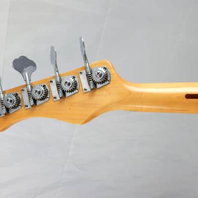 HONDO 1982 Vintage H-830 Deluxe P-Bass - Metallic Jade Green w/Matching Headstock image 7